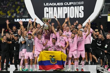 Nashville (United States), 19/08/2023.- Inter Miami CF celebrates after winning the 2023 Leagues Cup final between Nashville SC and Inter Miami CF at Geodis Park in Nashville, Tennessee, USA, 19 August 2023. EFE/EPA/MARK HUMPHREY
