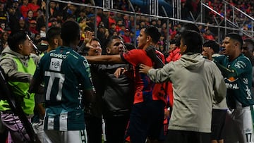 Amargo festejo de bicampeonato para Antigua en Guatemala