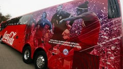 La Roja femenina estrena el bus que utilizará en el Mundial