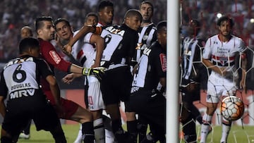 Atlético Mineiro y Sao Paulo buscan la semifinal de Copa Libertadores