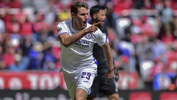 Santiago Giménez, Cruz Azul