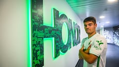 Peio Canales: “Sigo al Athletic, pero estoy centrado por completo en el Racing”