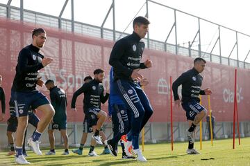 Las primeras postales de Berizzo dirigiendo a la Roja