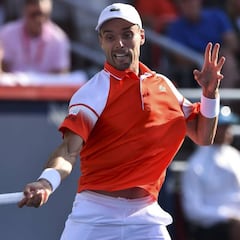Bautista gana a Hurkacz y Carreño se cita con Djokovic