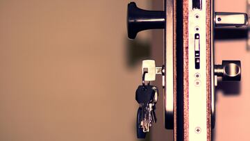 Tras 30 años trabajando, Jaana fue diagnosticada con una osteoartritis y perdió gran parte de sus ingresos, por lo que se ha visto obligada a vivir en una vivienda flexible.