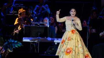 La cantante, Isabel Pantoja actúa en su ciudad natal, a 23 de setiembre de 2023, en Sevilla, (Andalucía, España). La cantante Isabel Pantoja celebra 50 años en la música y quiere hacerlo con un "reencuentro muy especial con todos sus fans". Para ello, ha concebido una "exclusiva gira 50 aniversario" que arranca este sábado 23 de septiembre en su ciudad, en el estadio de La Cartuja de Sevilla, y que, posteriormente, le llevará a las grandes capitales del país.
24 SEPTIEMBRE 2023
Francisco J. Olmo / Europa Press
24/09/2023