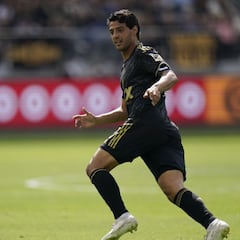 Carlos Vela guía a la victoria al LAFC con un espectacular hat-trick