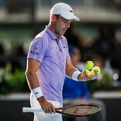 Bautista se estrena con una victoria de peso