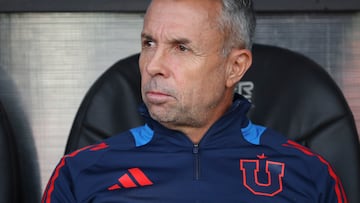 Futbol, Audax Italiano vs Universidad de Chile
Fecha 5, Liga de Primera 2025.
El entrenador de Universidad de Chile Gustavo Alvarez es fotografiado durante el partido de primera division contra Universidad de Chile disputado en el estadio Bicentenario La Florida en Santiago, Chile.
14/03/2025
Felipe Zanca/Photosport
Football, Audax Italiano vs Universidad de Chile.
5st turn, Division League 2025.
Universidad de Chile's head coach Gustavo Alvarez is pictured during the first division match against Universidad de Chile match at the Bicentenario La Florida stadium in Santiago, Chile.
14/03/2025
Felipe Zanca/Photosport