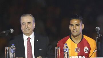 Falcao y el presidente del Galatasaray 