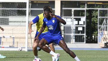 E Bilal Touré en pleno entrenamiento.