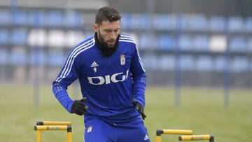 09/03/22 REAL OVIEDO ENTRENAMIENTO
BORJA BASTON