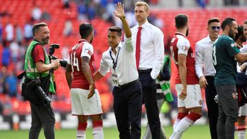 Arsenal alza la Community Shield con Alexis Sánchez en la tribuna