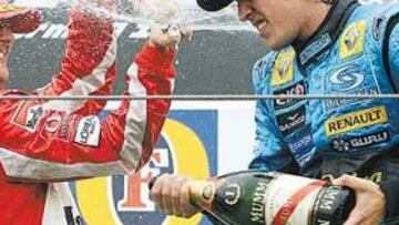 <b>¿SE REPETIRÁ? </b>Alonso, primero y Schumacher segundo, en el podio de Imola. Según el alemán, el español es el máximo favorito para repetir triunfo en Barcelona.