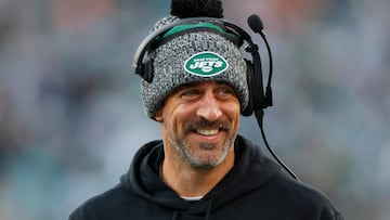 EAST RUTHERFORD, NEW JERSEY - NOVEMBER 24: Aaron Rodgers #8 of the New York Jets looks on from the sideline prior to the game against the Miami Dolphins at MetLife Stadium on November 24, 2023 in East Rutherford, New Jersey.   Rich Schultz/Getty Images/AFP (Photo by Rich Schultz / GETTY IMAGES NORTH AMERICA / Getty Images via AFP)