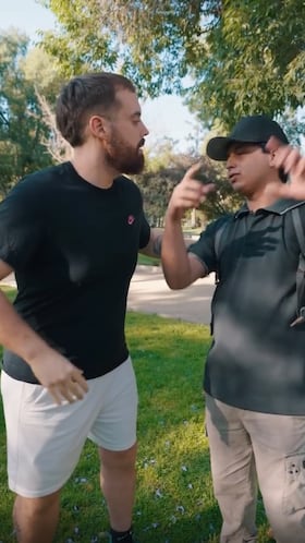 Ibai Llanos llega a Chile y esto es lo primero que hace: la escena es épica y ya supera las 7 millones de reproducciones