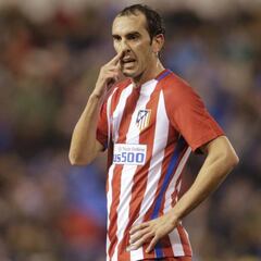 Godín, baja contra el Valencia tras ver la quinta tarjeta