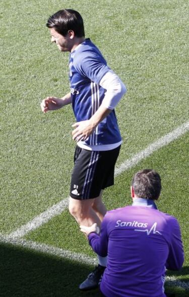 Morata dio el susto por entrada fortuita de Lucas Vázquez, que le provocó un hematoma.