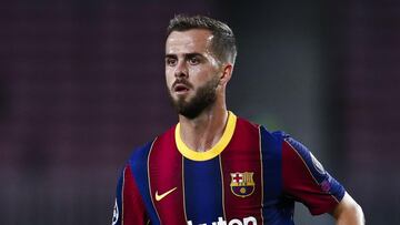 Barcelona midfielder Pjanic turned down France opportunity