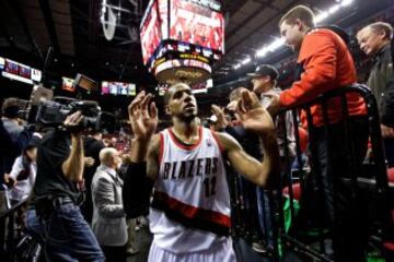 LaMarcus Aldridge, seguramente el mejor jugador de lo que va de primera ronda. Un coloso.