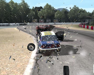 Destrucción total en Cross Racing Championship 2005