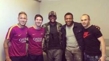 Etoo, con Neymar, Messi e Iniesta.