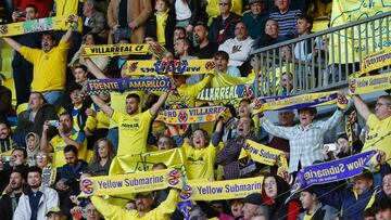 Aficionados del Villarreal.