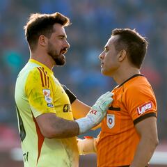 Piero Maza modifica su informe del Superclásico y endurece las denuncias en contra de la U