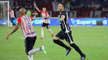 El portero uruguayo de 37 años tiene un total de 11 goles en su carrera profesional.