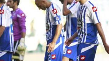 <b>TOCADOS. </b>La derrota ante el Getafe ha colocado al Deportivo en una situación realmente delicada.