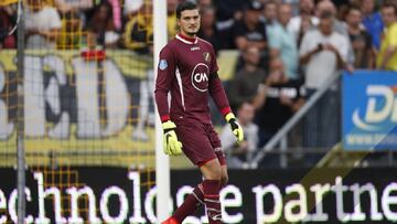 El portero montenegrino Aro Muric, durante un partido con la camiseta del NAC Breda.