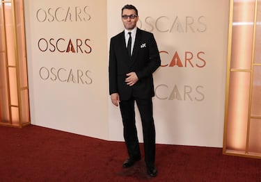Alice Smith posa en la alfombra roja del Dolby Theatre.