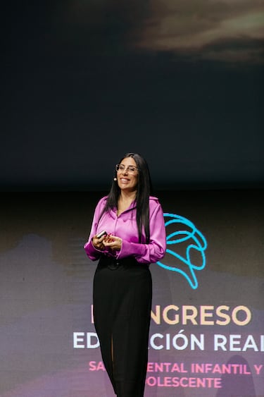 Tania García, investigadora socioeducativa, revela el mayor error de los padres en las vacaciones con hijos: “Ocurre mucho”