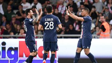 30 Lionel Leo MESSI (psg) - 07 Kylian MBAPPE (psg) during the Ligue 1 Uber Eats match between Ajaccio and Paris at Stade Francois Coty on October 21, 2022 in Ajaccio, France. (Photo by Philippe Lecoeur/FEP/Icon Sport via Getty Images) - Photo by Icon sport