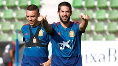 Iñigo Martínez, baja en el último entrenamiento de España