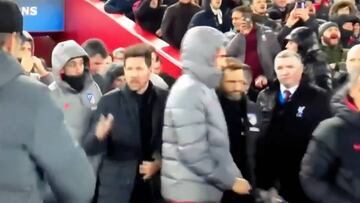 El surrealista saludo entre Klopp y Simeone que dejó a los dos muertos de risa