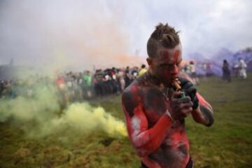 La carrera Tough Guy, se celebra desde 1987 en Inglaterra y desafía a sus participantes a recorrer 15km llenos de los obstáculos, donde hasta los más expertos se quedan en el camino.