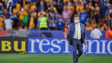 Miguel Herrera con saldo negativo cuando enfrenta al América