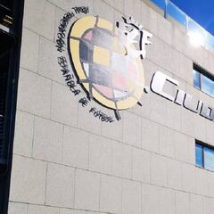 El lunes se adjudicará la plaza de Segunda División B del Reus