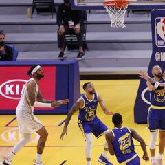 Juan Toscano suma 2+4+4 en paliza de Mavericks a Warriors