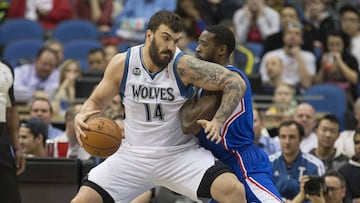 Nikola Pekovic, en un partido durante su etapa como jugador de los Timberwolves.