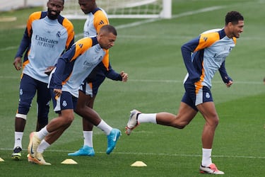 Concierto de rock en el Bernabéu