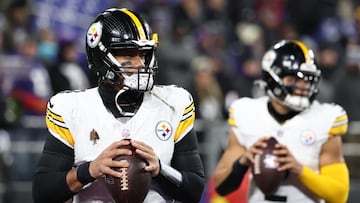 BALTIMORE, MARYLAND - JANUARY 11: Russell Wilson #3 and Justin Fields #2 of the Pittsburgh Steelers warms up prior to the game against the Baltimore Ravens during the AFC Wild Card Playoff at M&T Bank Stadium on January 11, 2025 in Baltimore, Maryland. Scott Taetsch/Getty Images/AFP (Photo by Scott Taetsch / GETTY IMAGES NORTH AMERICA / Getty Images via AFP)