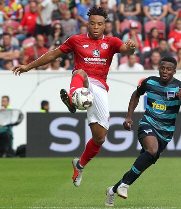 El centrocampista camerunés salió del club rojiblanco para fichar por el Mainz en la temporada 2018-19.