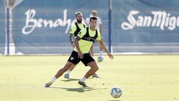 ENTRENAMIENTO DEL MALAGA CF,  LUIS HERNANDEZ.