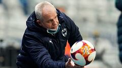Javier Aguirre no sería uno de los contagiados en Monterrey