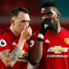 Phil Jones, deseado por ¡13 equipos!