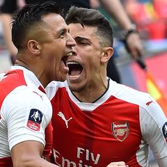 Lothar Matthäus aprueba la llegada de Alexis al Bayern