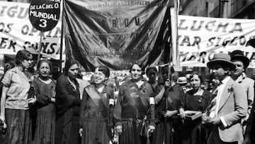 Elvia Carrillo Puerto se ganó el apodo de ‘La Monja Roja’ por su lucha y activismo a favor de los derechos de las mujeres y el voto femenino en México.