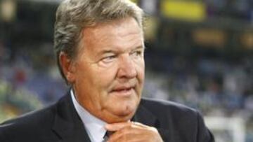 Toshack rescinde su contrato con la selección de Macedonia